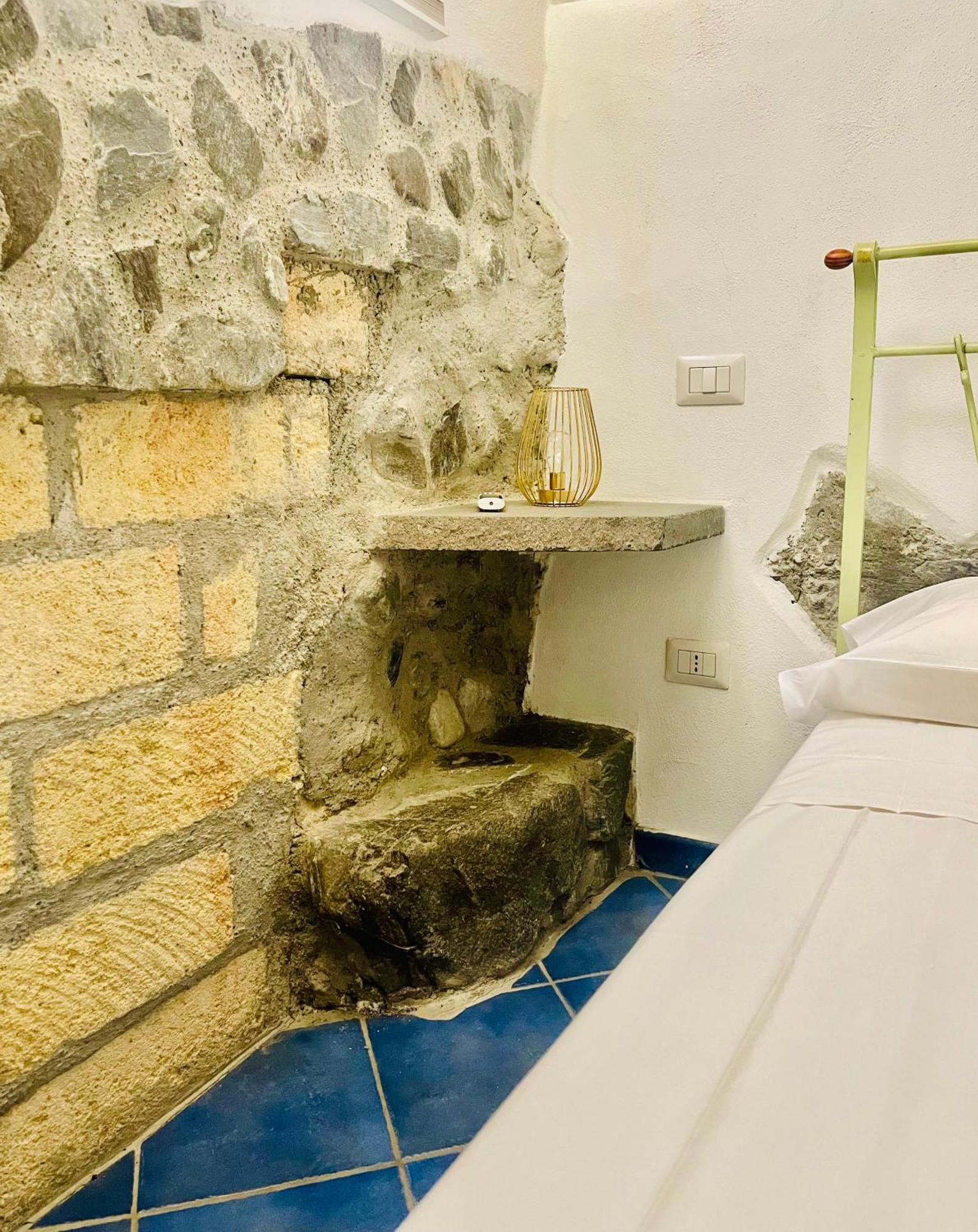 Bed and Breakfast Borgo Camicia In Barcellona Pozzo di Gotto Habitación foto