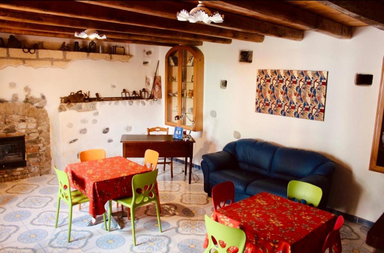 Bed and Breakfast Borgo Camicia In Barcellona Pozzo di Gotto Exterior foto