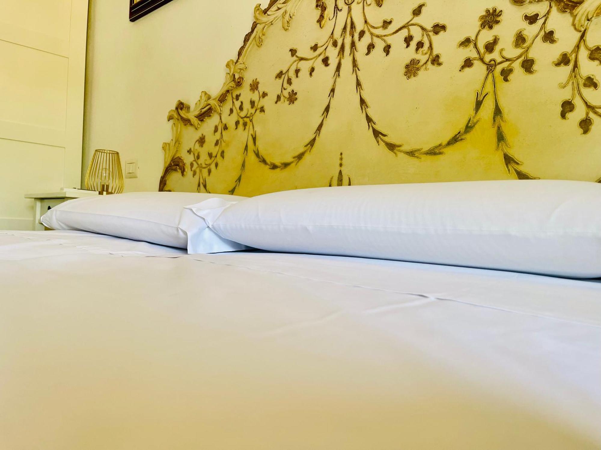 Bed and Breakfast Borgo Camicia In Barcellona Pozzo di Gotto Habitación foto